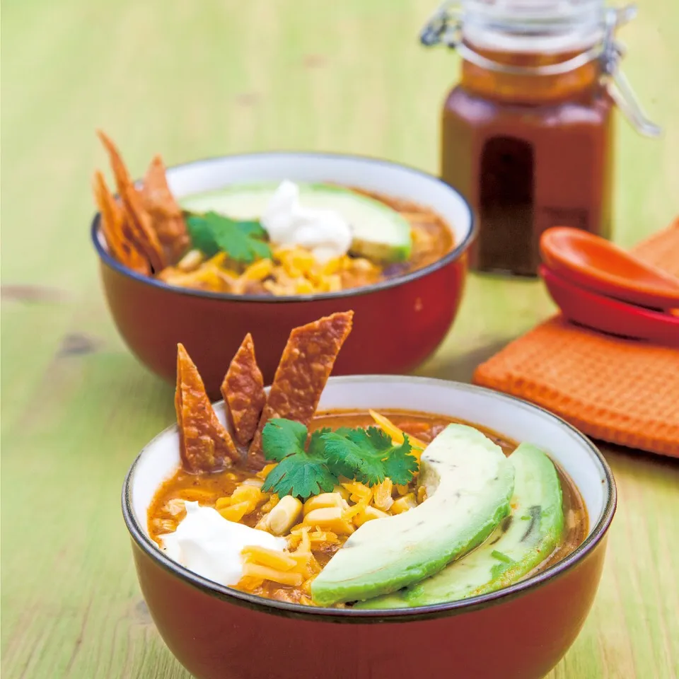 Cheesy Chicken Enchilada Soup|Recipe Nomadさん