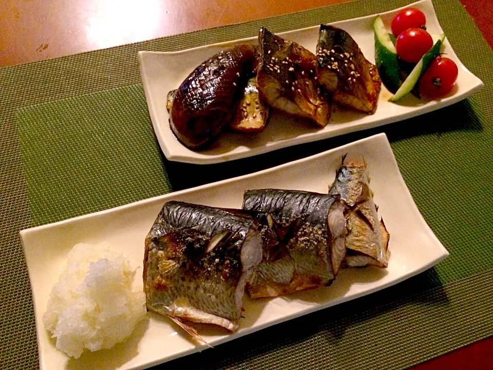 Snapdishの料理写真:Sesami Teriyaki Mackerel&Salt Baked Mackerel🐟🐟胡麻照り焼き鯖&鯖の塩焼き|🌈Ami🍻さん