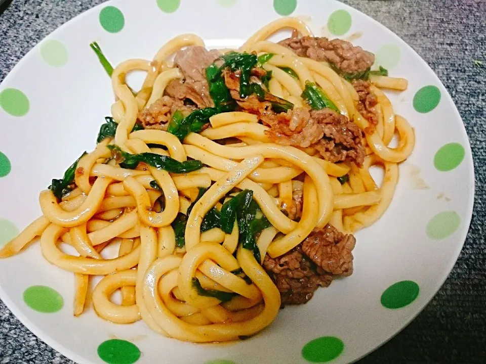 Oyster Sauce Beef Yakiudon with Leek
蠔油炒牛肉烏龍麵|Maiさん