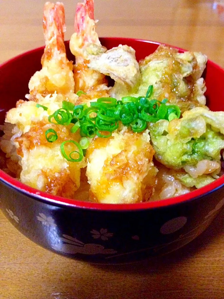 季節の天丼❤️海老と蕗の薹|まいりさん