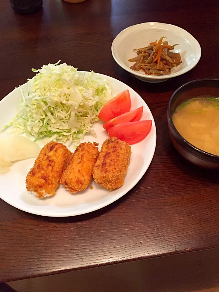 Snapdishの料理写真:えびクリームコロッケ定食|kiicoさん