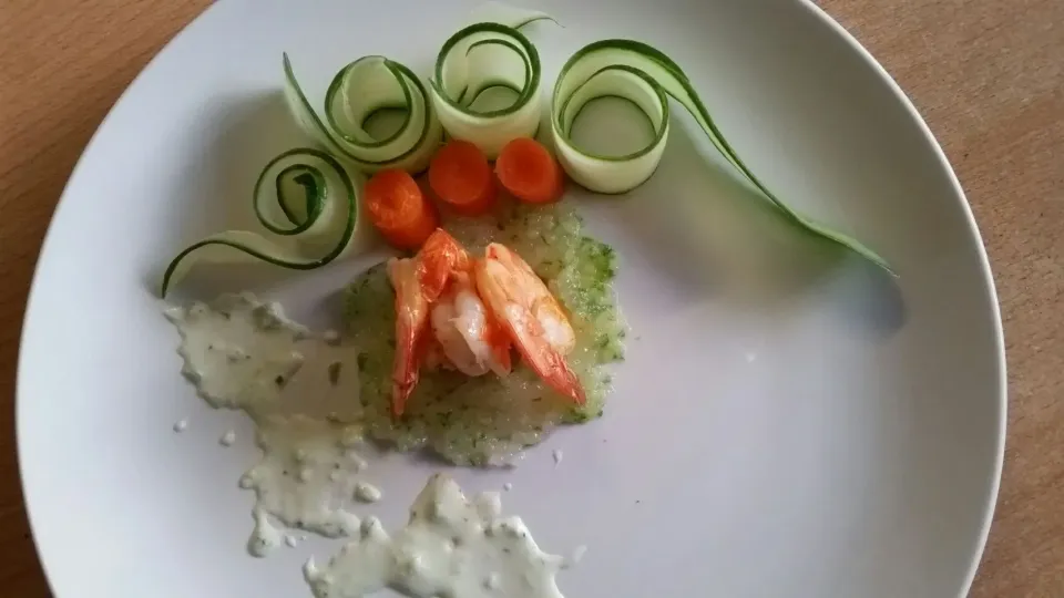 fried prawn with cucumber tapioca and cucumber sauce|don jerngさん