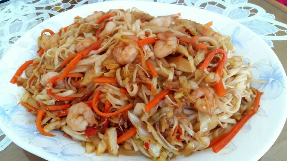 shrimp fried noodle|steven z.y.さん