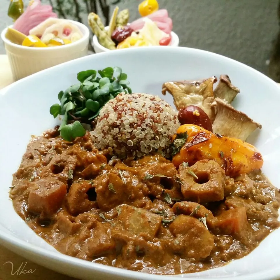 Snapdishの料理写真:【根菜のトマトカレー】🍅🍛✨|Ukaさん