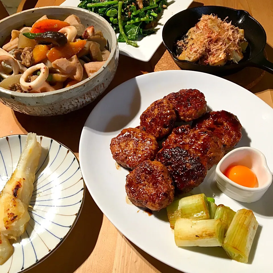 晩ごはん🍴
鱈塩焼き
つくね
煮物
長芋ステーキ
かき菜サバ味噌缶炒め|ba.a.ba_キッチンさん