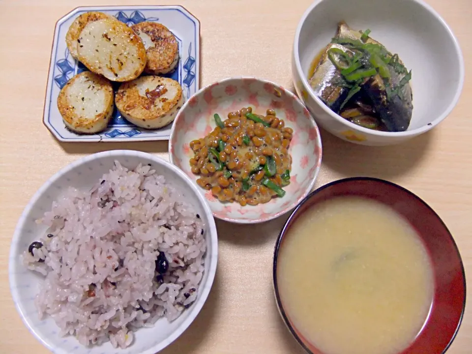 ２月８日　さんまのポン酢煮　山芋焼き　納豆　お味噌汁|いもこ。さん