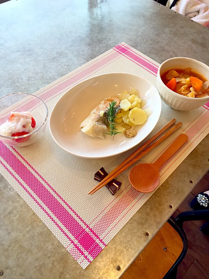 おうちごはん♡鱈の洋風蒸し&あっさりトマトスープ|チコさん