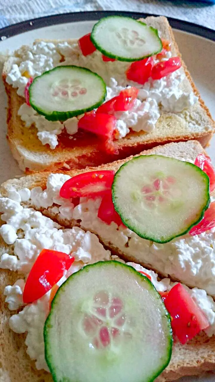 Cottage cheese sandwiches|Emmelineさん