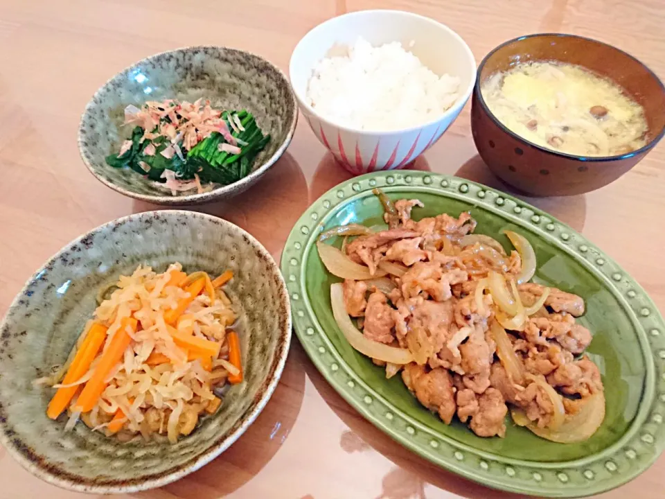 Snapdishの料理写真:タモリさんのしょうが焼き&切り干し大根&ほうれん草のおひたし&しめじと卵の味噌汁|ゆーみんさん