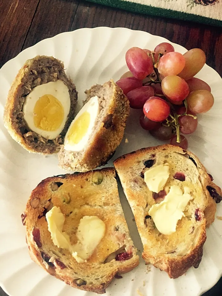 Scotch Eggs|Crystal DeBoerさん