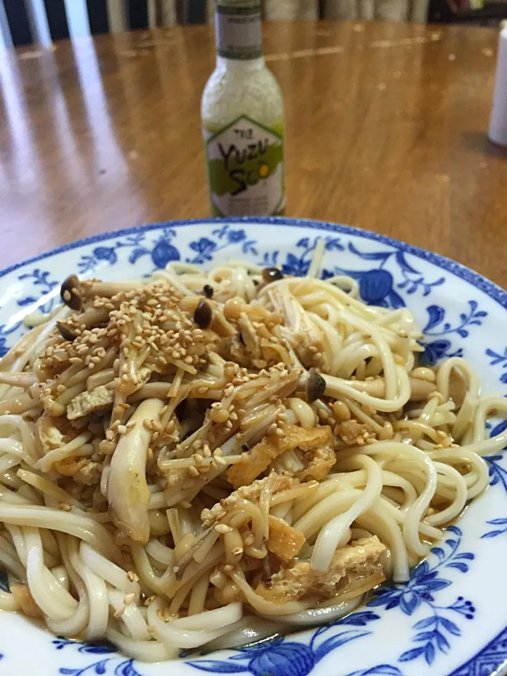 朝ごはん  キノコうどん|さんだーさん