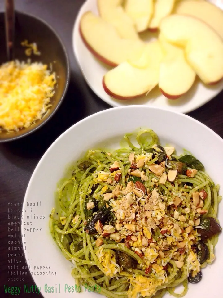 Snapdishの料理写真:Veggy Nutty Basil Pesto Pasta 
ベジとナッツのバジルパスタ|Nyam | 照ちゃんさん