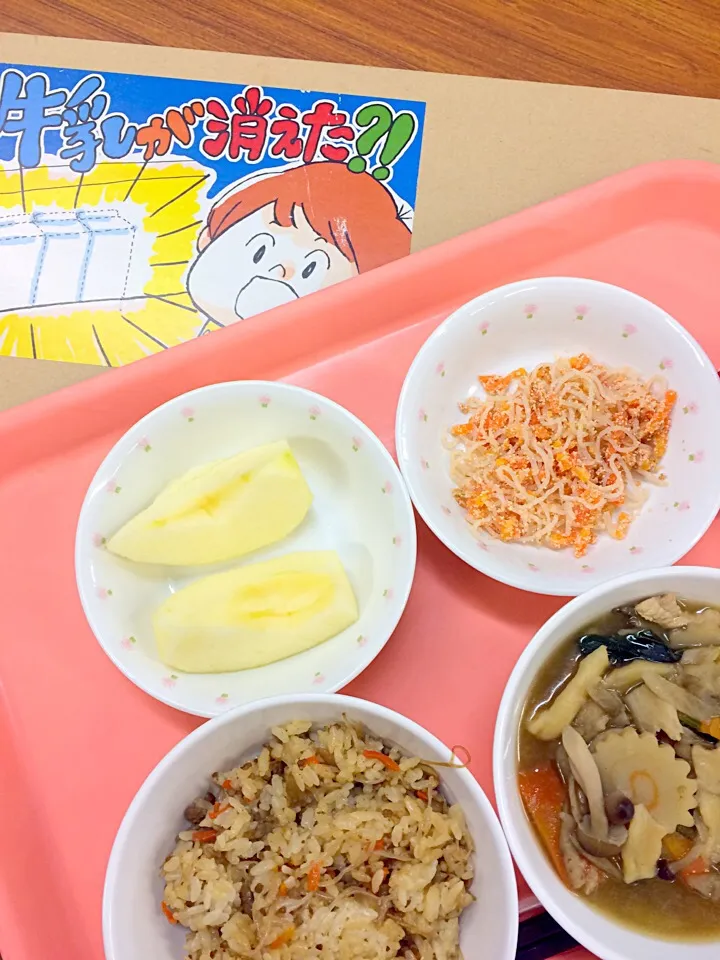 Snapdishの料理写真:今日の給食。3.11東北応援メニュー|Namiさん