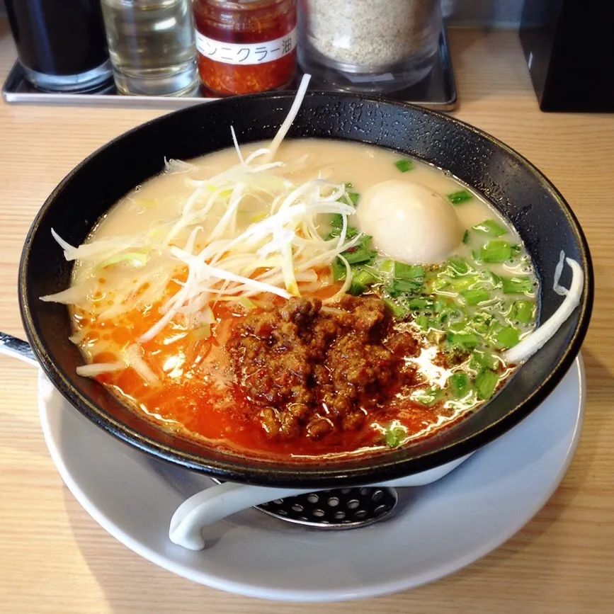 豚骨台湾ラーメン 味玉トッピング|美也子さん