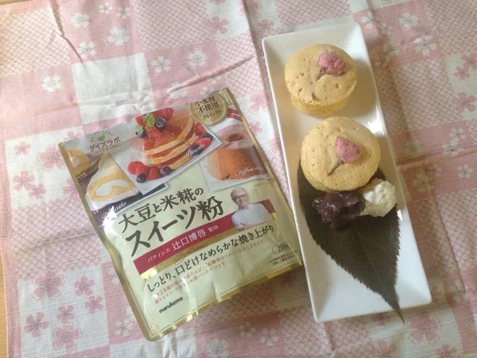 Snapdishの料理写真:桜サク蒸しパン🌸大豆粉と米糀のスイーツ粉|D⍢⃝T.RECIPE 管理栄養士さん