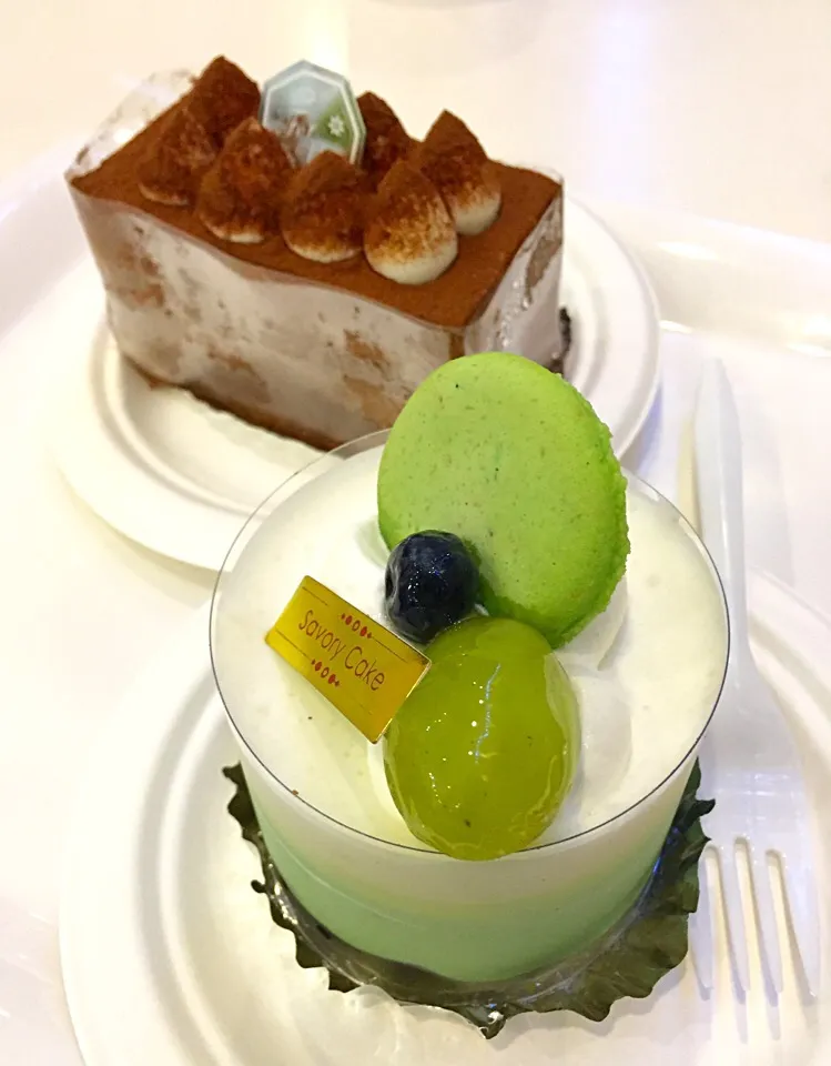 Green Tea and Tiramisu Mousse Cake|MyRaXさん