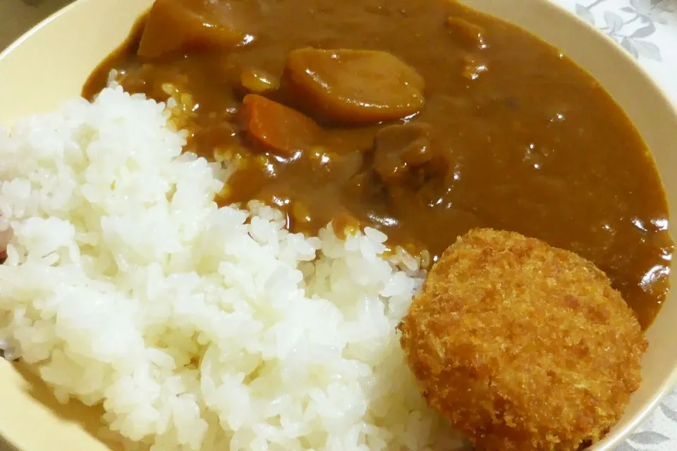 よこすか海軍カレー♪　
レトロな味わいとピリッと辛めの
スパイスがめちゃウマ(≧∀≦)|深夜特急fさん