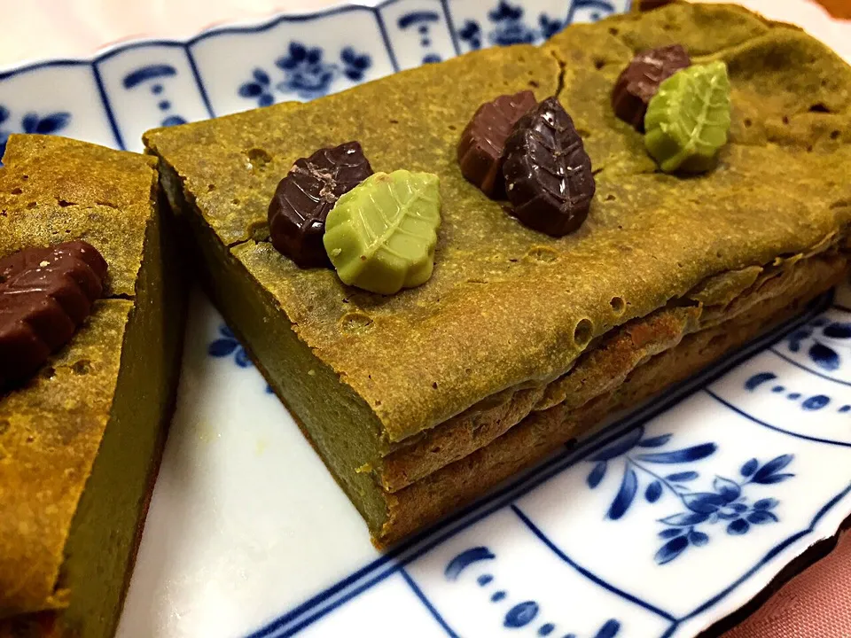 ともさんの料理 ワンボウルで☆水切り不要ヨーグルトとHMで簡単抹茶のベークドチーズケーキ～|krchopさん