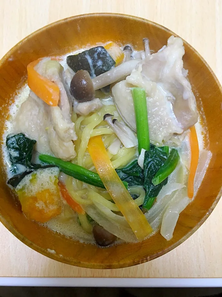 野菜たっぷり豆乳ラーメン|もえぴいさん