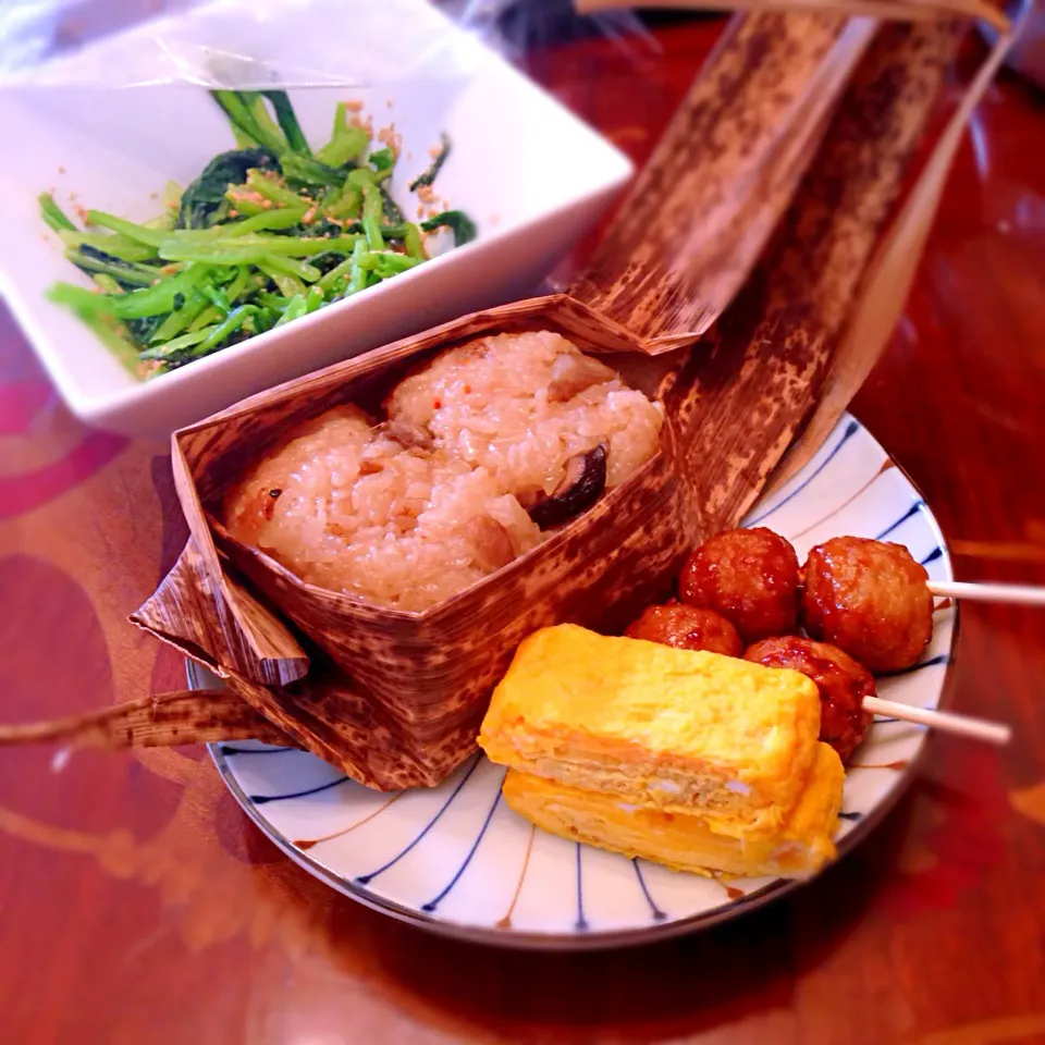 中華五目ちまきのお昼ごはん(๑´ڡ`๑)|ちゃたままさん