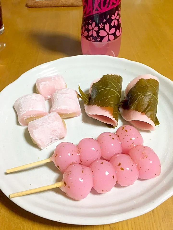 Sakura Mochi & Sakura Dango 🌸🍡❤️|Melba Teresa J. Faustino-Villanuevaさん