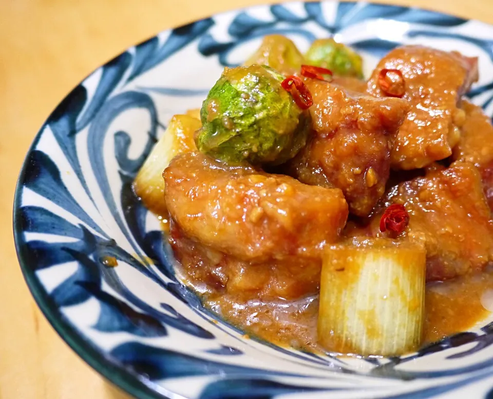 軟骨ソーキの味噌煮|沖縄「ピロピロ」ライフさん