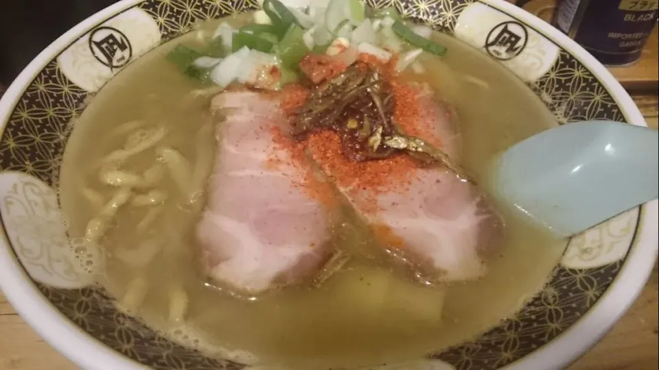 すごい煮干しラーメン|サイファさん