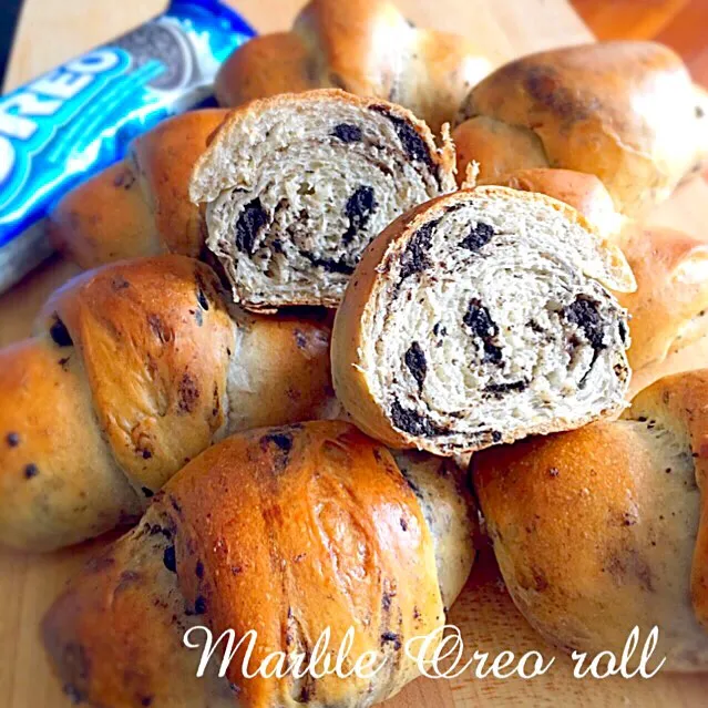 Snapdishの料理写真:真希ちゃんの MARBLE OREO ROLLS 🌀|Mayさん