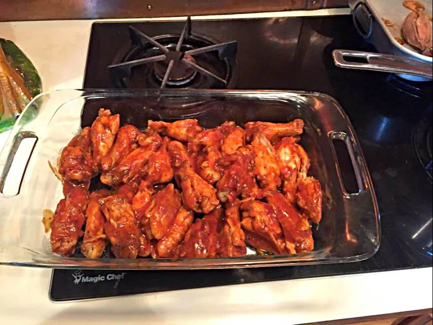 Snapdishの料理写真:↔↔💮I got Hot Sauce in The Pan Swagg💯 Get in Formation↔↔ for these Bama good Louisiana Hot Wings 💮↔↔ #Dinner #Chicken #Snack #Main dish|Alisha GodsglamGirl Matthewsさん