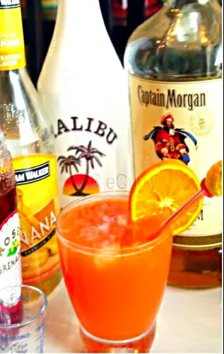 🍹↔🍹Saturday Spirits ↔ Malibu Rum with Pineapple Juice Cocktail🍍🍍 #Alcohol #Drinks #Lifestyle #Alcohol 🍹↔🍹|Alisha GodsglamGirl Matthewsさん