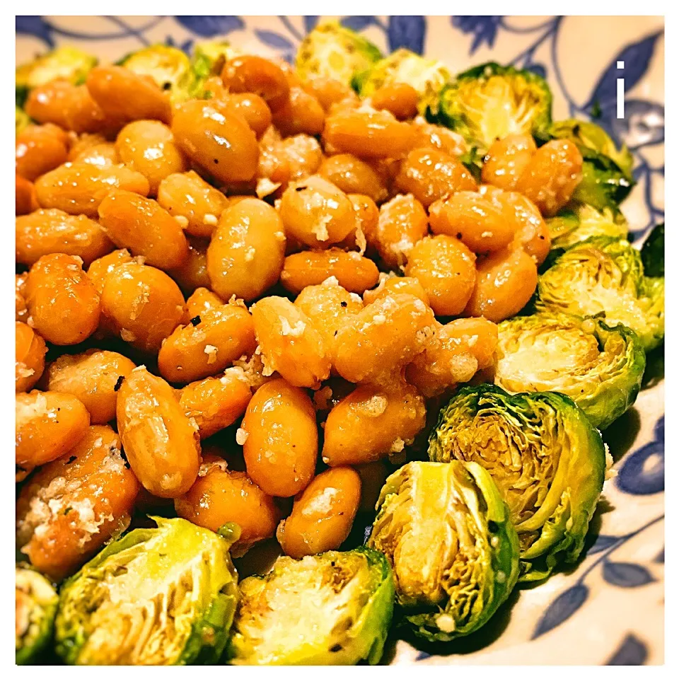 Snapdishの料理写真:Mayさんの料理 大豆のチーズロースト 【Roasted soy beans w/ Parmigiano】|izoomさん