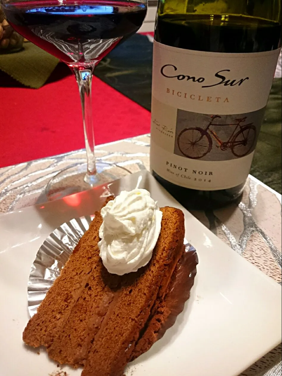 チョコレートケーキ🍰で赤ワイン🍷＼(^^)／|ナムナムさん