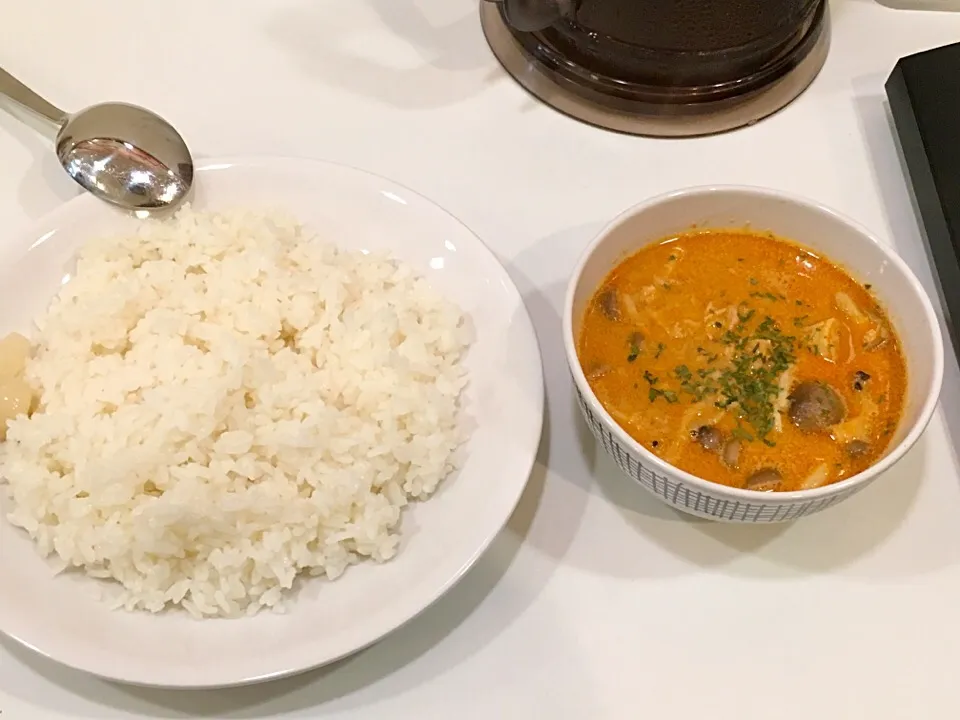 ひよこ豆とツナときのこのレッド@KOSUGI CURRY|カリー仙人さん