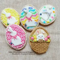 Easter eggs icing cookies