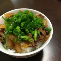 Snapdishの料理写真:牛丼🍴|chiaさん