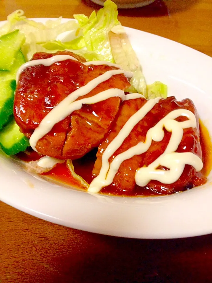 Snapdishの料理写真:照り焼き煮込みチキン🎵やわやわ😋|まいりさん