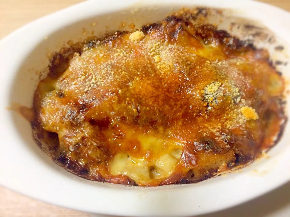 Snapdishの料理写真:長芋とひき肉の味噌グラタン
MIso taste Yam  meat Gratin|Hiroさん