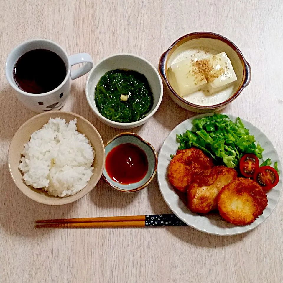 カニカマクリームコロッケの夜ご飯♡|Mami.Nさん