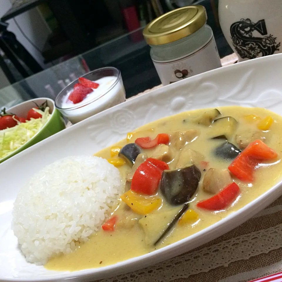 初めてのタイカレー🍛✨|とかりさん