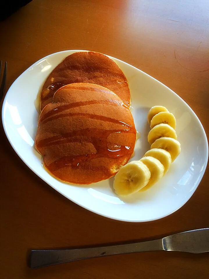 Snapdishの料理写真:豆乳で大豆粉のパンケーキ♥︎|ゆかさん