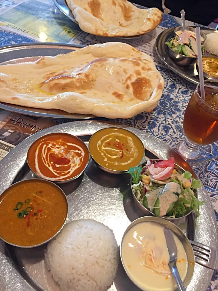 インドカレー✨
ナン美味し〜い♡|よーさんさん