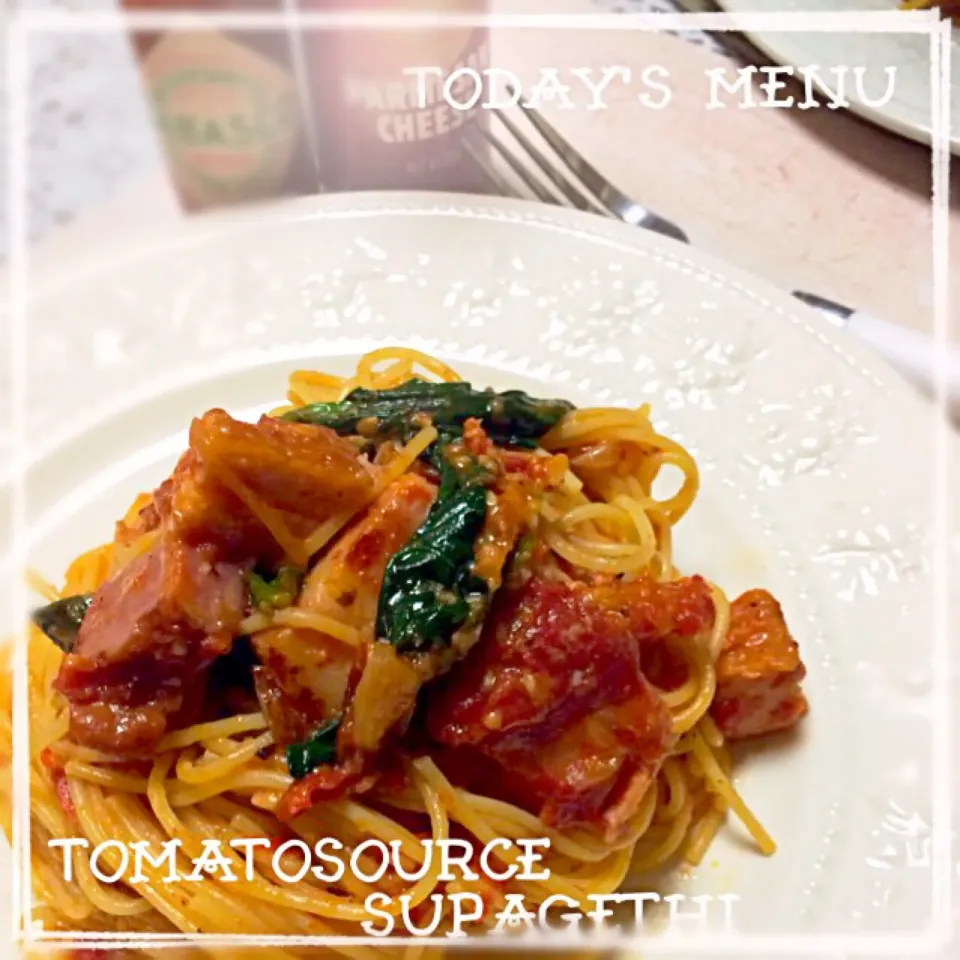 Snapdishの料理写真:Yumi103さんの料理 簡単 レンジでtomato  sauce～🎵ベーコンチーズスパゲティ(o･v･)♪|まぁちゃんさん