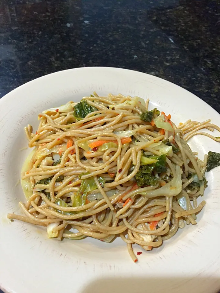 Stir fried chicken with whole wheat spaghetti|Jasmineさん