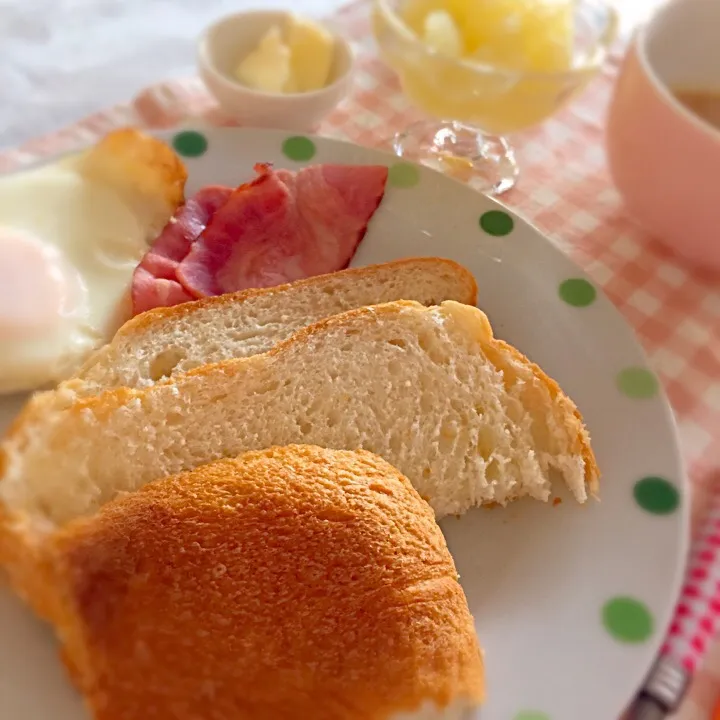 ホームベーカリーで焼き立てパン♡|はるかさん