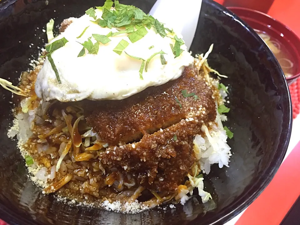 デミかつ丼|たぁちさん