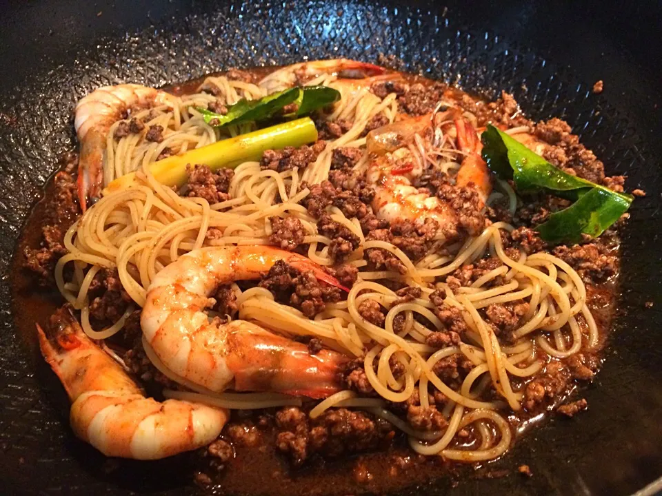 My Buah-lognese pasta - minced pork and prawn in buah keluak sauce|Ong Sor Fernさん