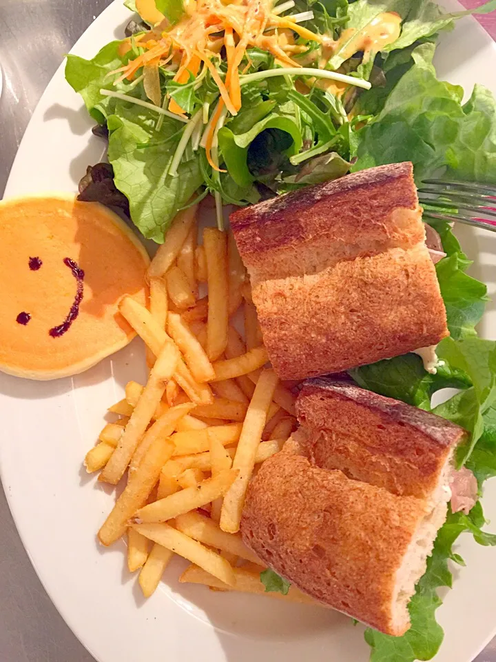 Snapdishの料理写真:3月19日lunch|happyjunさん