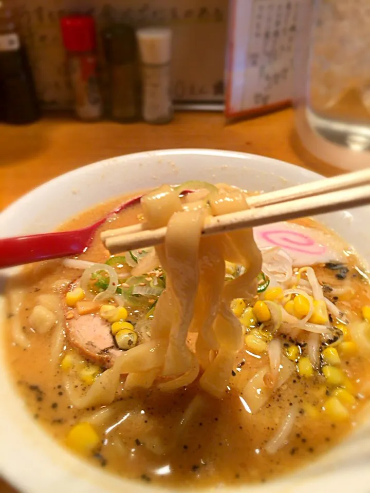 Snapdishの料理写真:ごま味噌中華そば|がっし〜さん