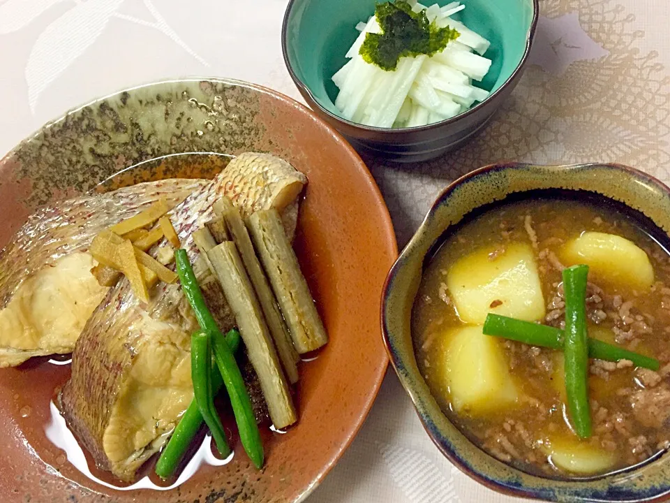 鯛の煮付け
ジャガイモと牛そぼろ煮
長芋たんざく|いづみんみんさん