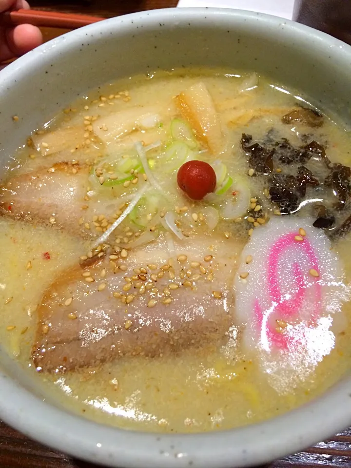 Snapdishの料理写真:塩ラーメン|ntomさん